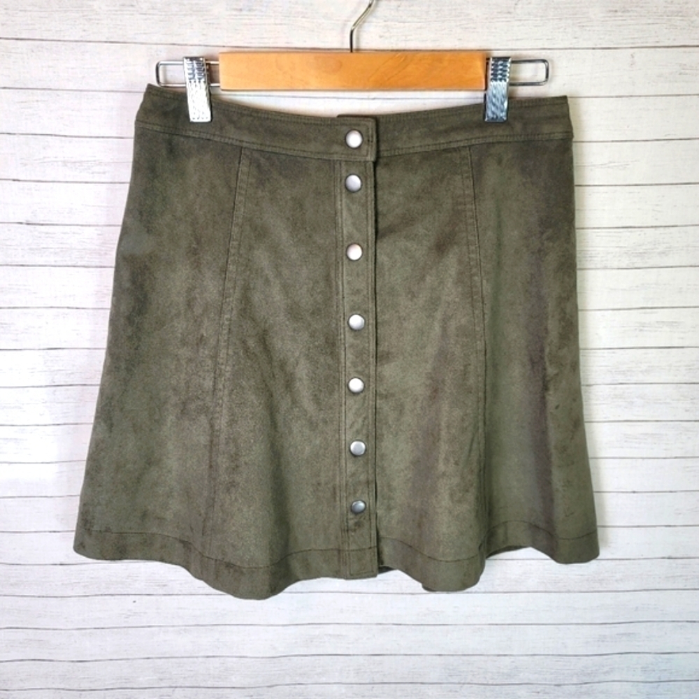 ABERCROMBIE & FITCH GREEN FAUX SUEDE FRONT BUTTON SKIRT, SZ 4